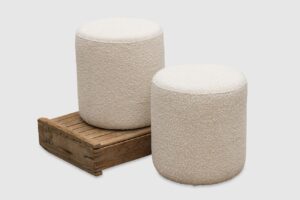 Wythe Poufs